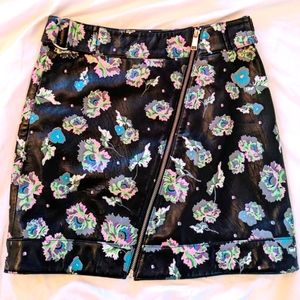 🌸 2 for $30 💲 TOPSHOP- 100% LEATHER MINISKIRT Painted BIKER Zip